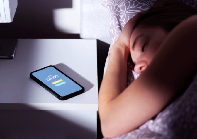 Technische Störzonen Elektrosmog Elektrosmog, Strahlung durch Mobilfunkmasten, WLAN, DECT-Schnurlostelefone, Hochfrequente Strahlung, Niederfrequente Strahlung usw.  